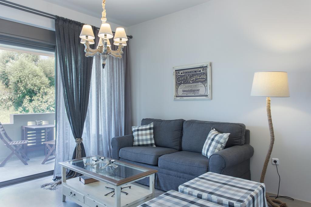 Evais Boutique Houses & Luxury Suites Karystos  Exterior foto